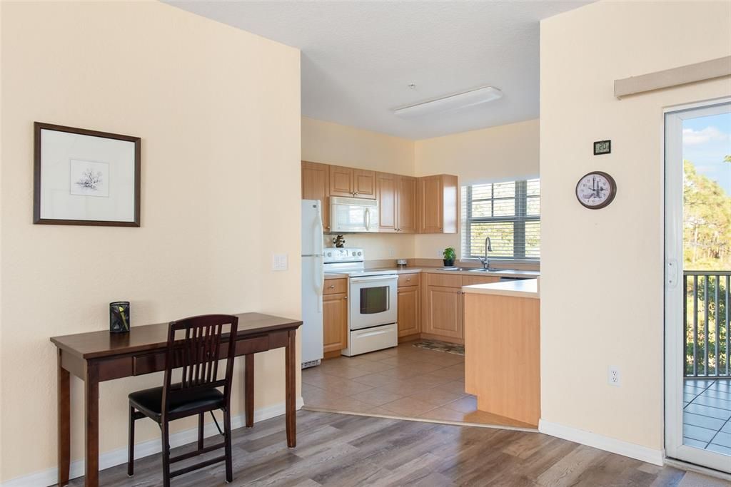 En Venta: $255,000 (3 camas, 2 baños, 2044 Pies cuadrados)