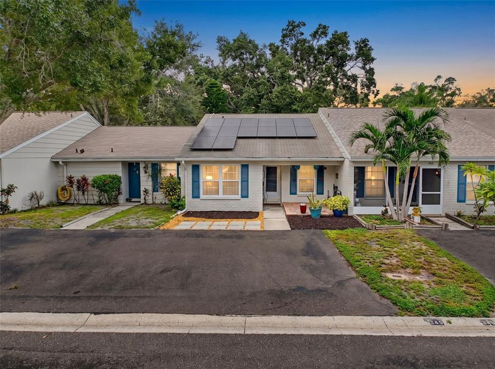 En Venta: $324,900 (2 camas, 1 baños, 939 Pies cuadrados)