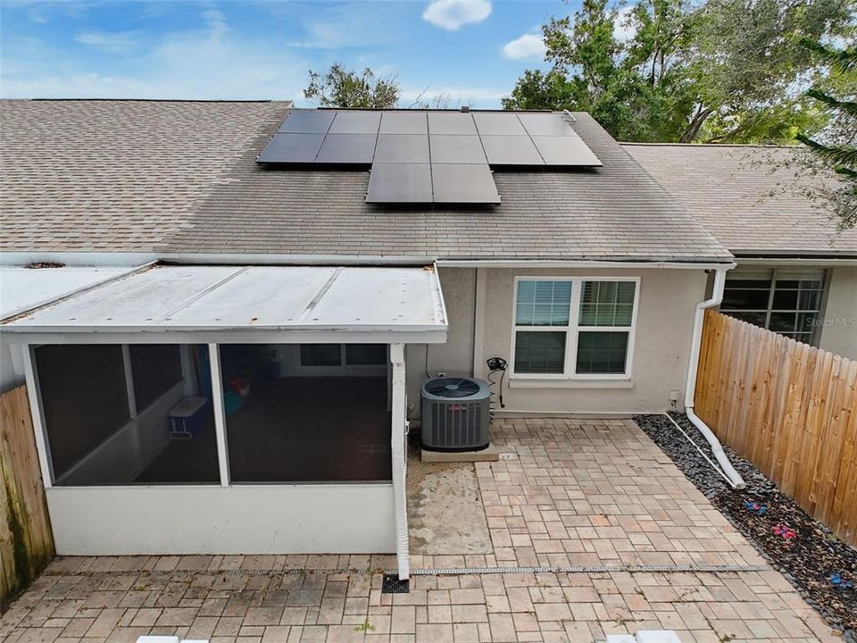 En Venta: $324,900 (2 camas, 1 baños, 939 Pies cuadrados)