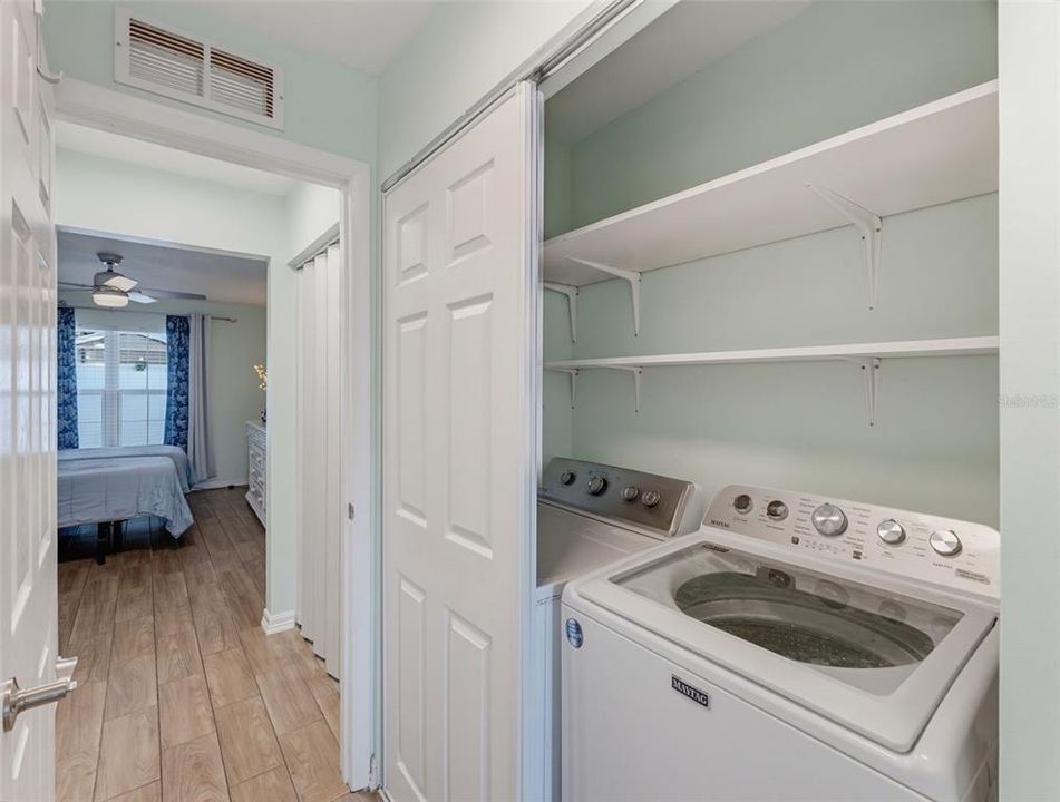 En Venta: $324,900 (2 camas, 1 baños, 939 Pies cuadrados)