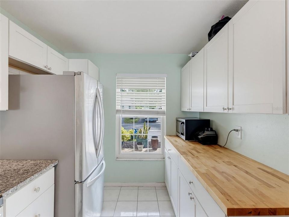 En Venta: $324,900 (2 camas, 1 baños, 939 Pies cuadrados)