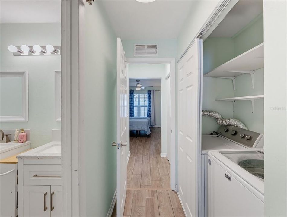 En Venta: $324,900 (2 camas, 1 baños, 939 Pies cuadrados)
