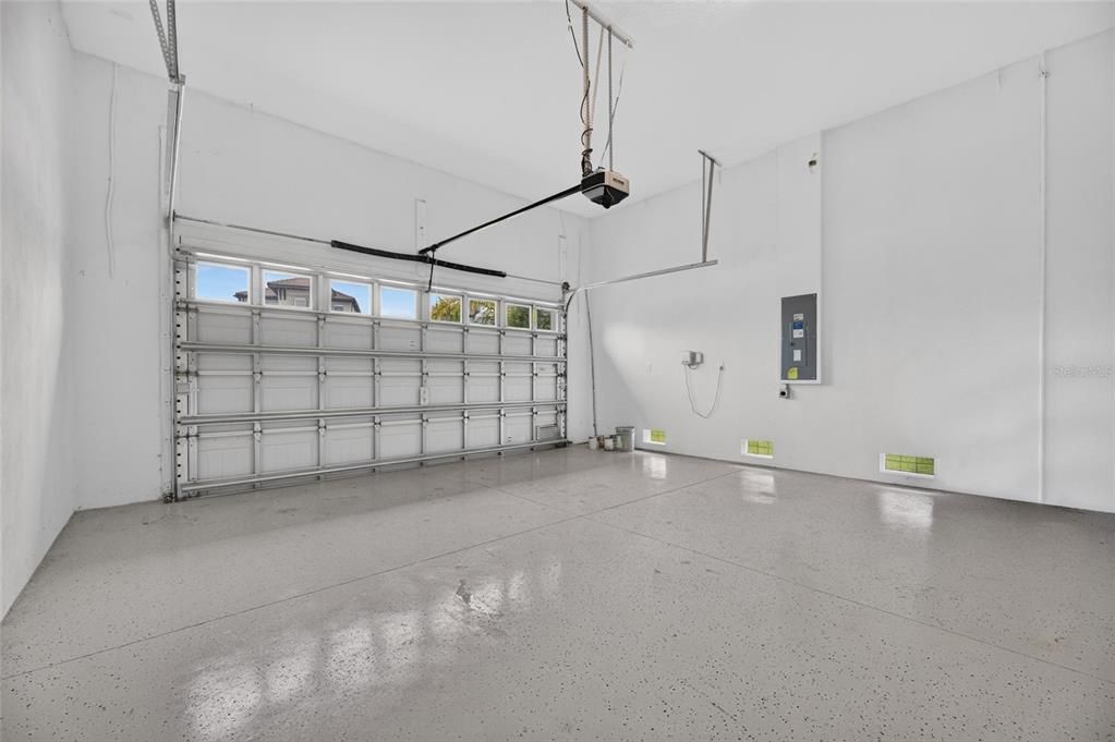 En Renta: $5,500 (4 camas, 3 baños, 2913 Pies cuadrados)