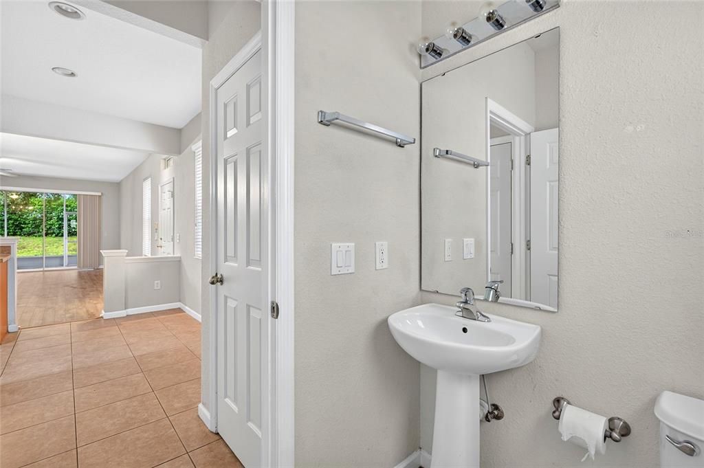 For Sale: $215,000 (3 beds, 2 baths, 1542 Square Feet)