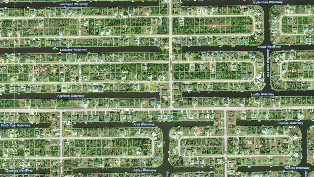 待售: $88,500 (0.23 acres)