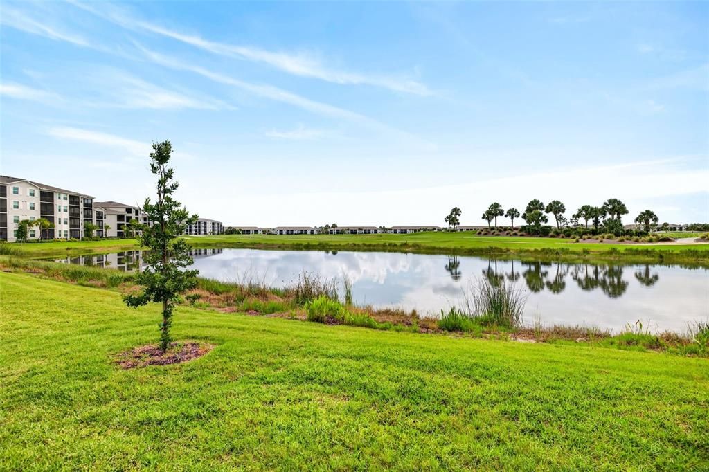 For Sale: $239,900 (2 beds, 2 baths, 1198 Square Feet)