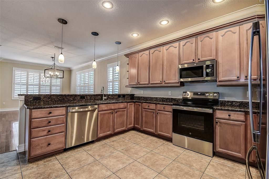 En Venta: $539,000 (3 camas, 2 baños, 2538 Pies cuadrados)