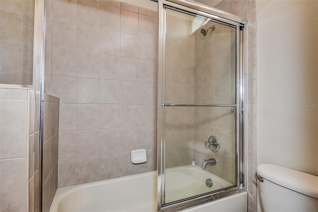 En Venta: $539,000 (3 camas, 2 baños, 2538 Pies cuadrados)