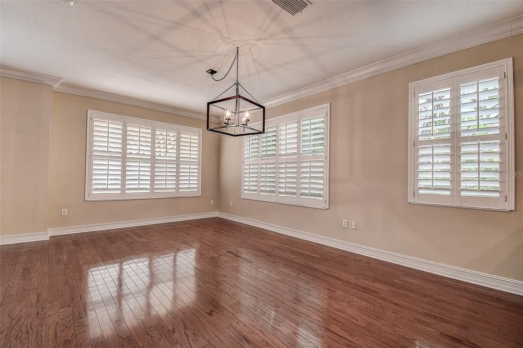 En Venta: $539,000 (3 camas, 2 baños, 2538 Pies cuadrados)