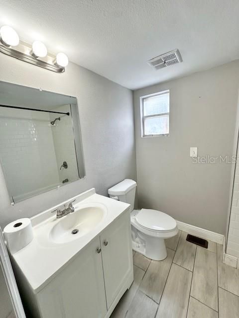 For Rent: $1,395 (1 beds, 1 baths, 400 Square Feet)