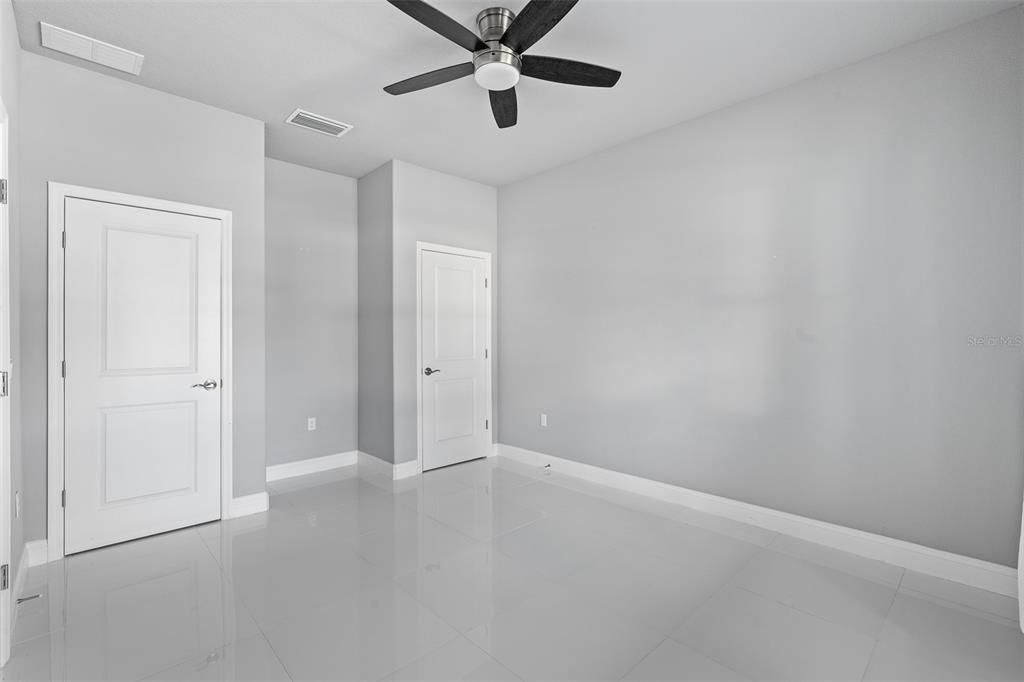 For Sale: $420,000 (3 beds, 2 baths, 1965 Square Feet)