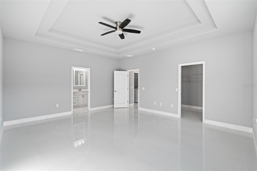 For Sale: $420,000 (3 beds, 2 baths, 1965 Square Feet)
