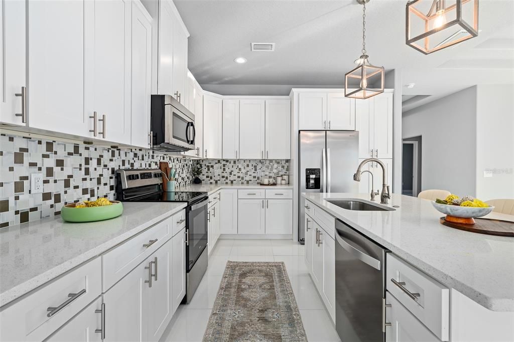 For Sale: $420,000 (3 beds, 2 baths, 1965 Square Feet)