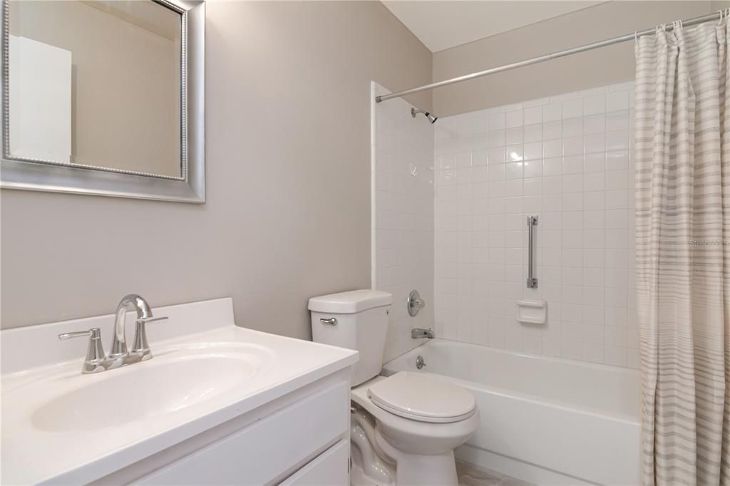 En Venta: $199,900 (2 camas, 2 baños, 1529 Pies cuadrados)