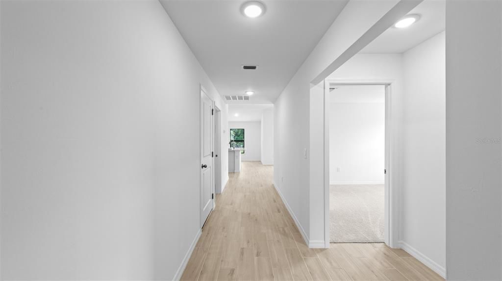 На продажу: $292,990 (3 спален, 2 ванн, 1331 Квадратных фут)