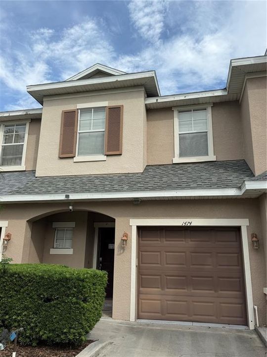 En Venta: $299,000 (3 camas, 2 baños, 1575 Pies cuadrados)