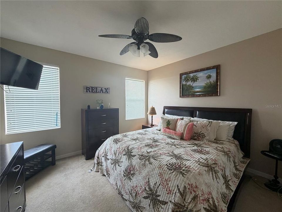 En Venta: $299,000 (3 camas, 2 baños, 1575 Pies cuadrados)