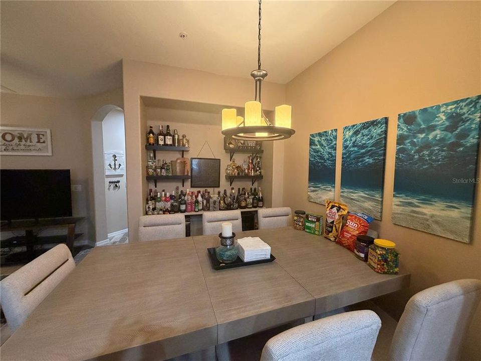 En Venta: $299,000 (3 camas, 2 baños, 1575 Pies cuadrados)