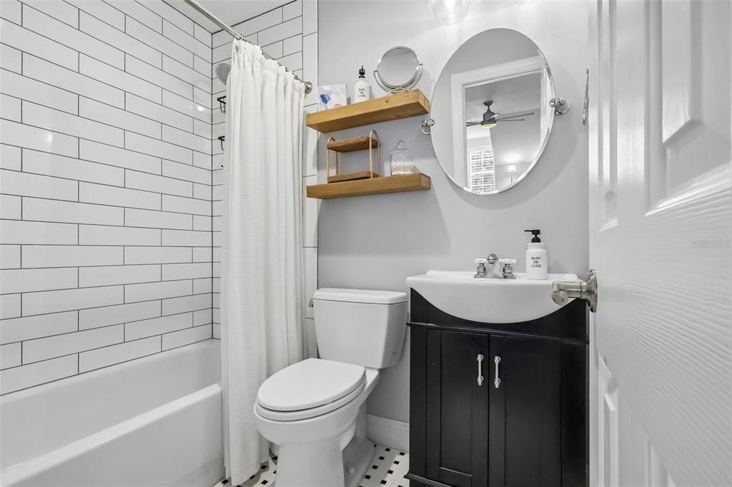 En Venta: $1,999,000 (4 camas, 4 baños, 3912 Pies cuadrados)