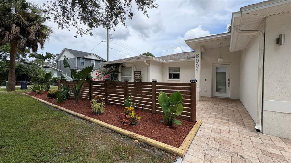 В аренду: $3,500 (3 спален, 2 ванн, 1358 Квадратных фут)