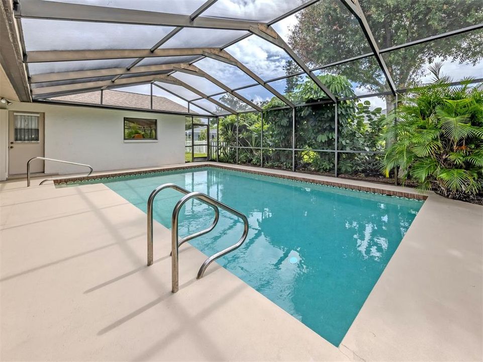 En Venta: $595,000 (4 camas, 3 baños, 2832 Pies cuadrados)