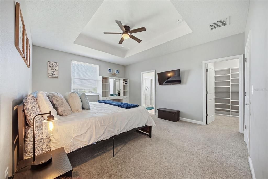 For Sale: $320,000 (3 beds, 2 baths, 1674 Square Feet)