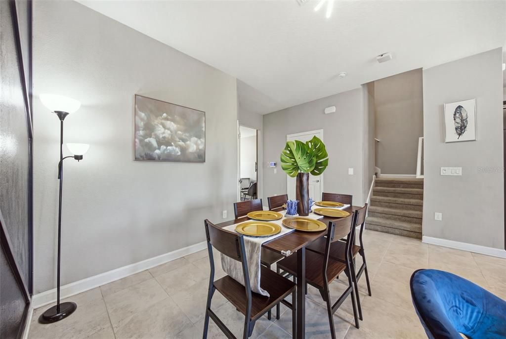 For Sale: $320,000 (3 beds, 2 baths, 1674 Square Feet)