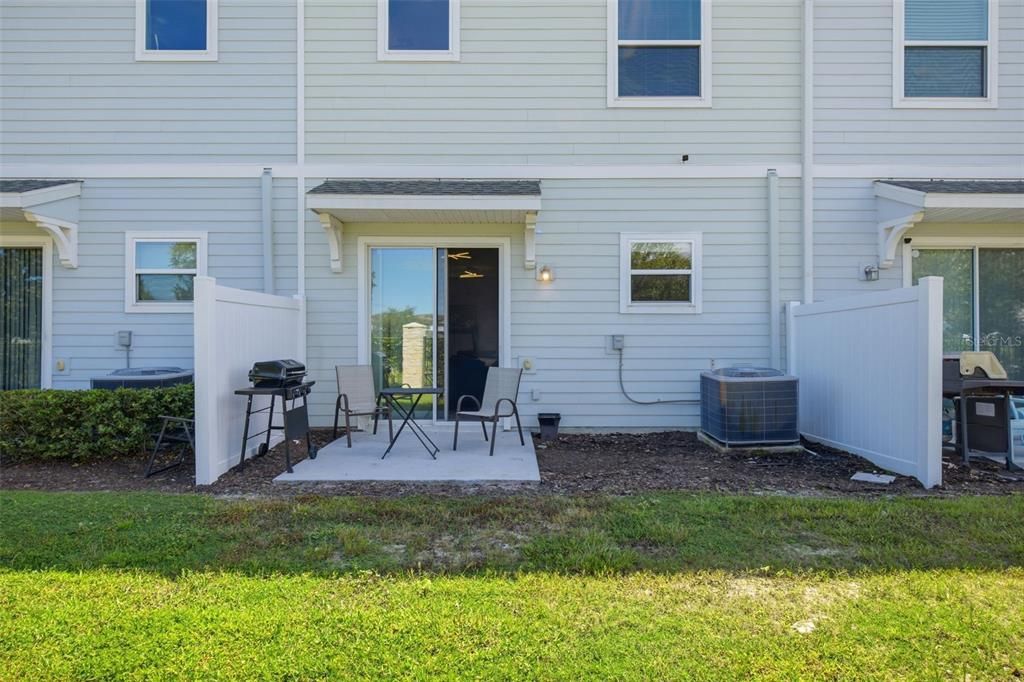 For Sale: $320,000 (3 beds, 2 baths, 1674 Square Feet)