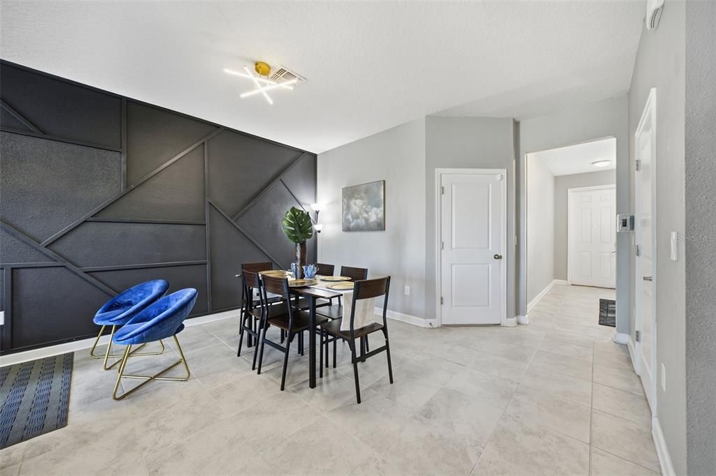 For Sale: $320,000 (3 beds, 2 baths, 1674 Square Feet)