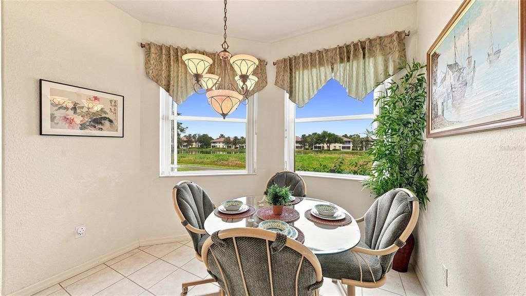 En Venta: $236,900 (3 camas, 2 baños, 1383 Pies cuadrados)