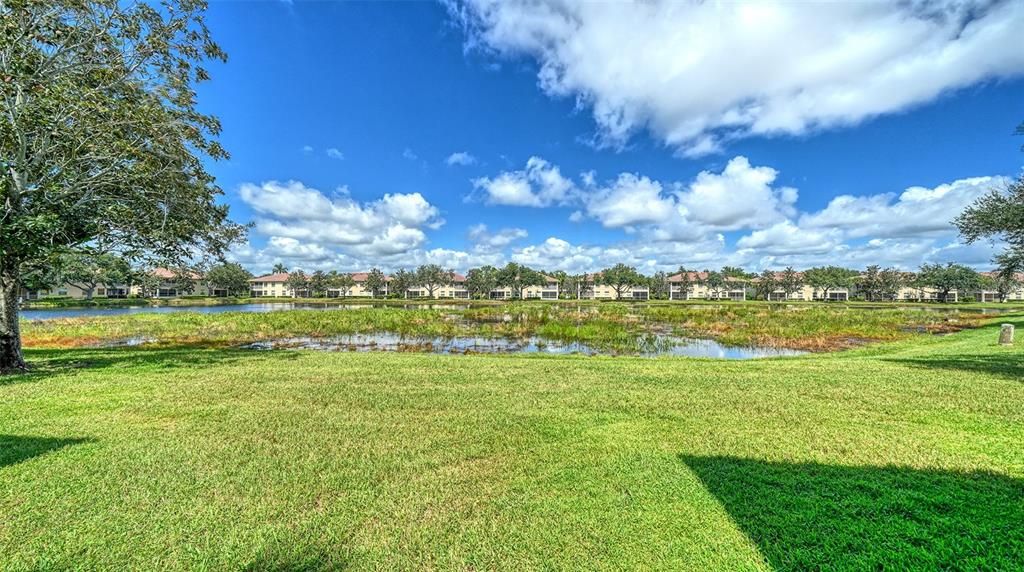 En Venta: $236,900 (3 camas, 2 baños, 1383 Pies cuadrados)