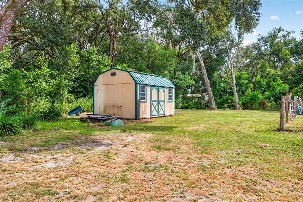 На продажу: $299,900 (3 спален, 2 ванн, 1296 Квадратных фут)