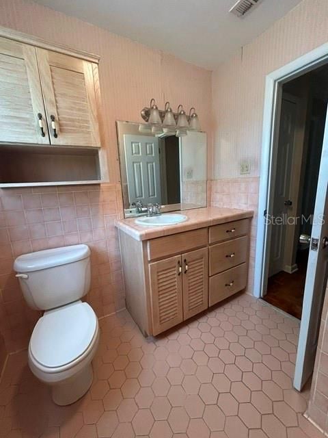 На продажу: $375,000 (3 спален, 2 ванн, 2323 Квадратных фут)