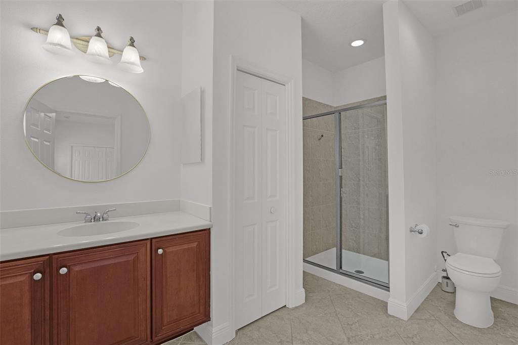 For Rent: $3,200 (4 beds, 3 baths, 2477 Square Feet)