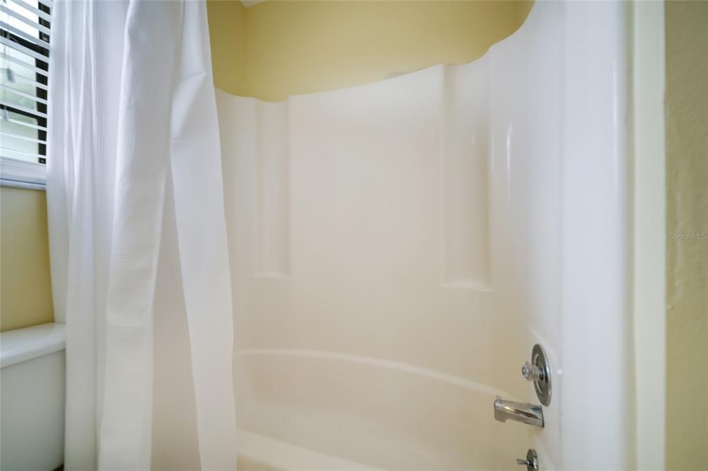For Sale: $1,595,000 (3 beds, 2 baths, 1424 Square Feet)