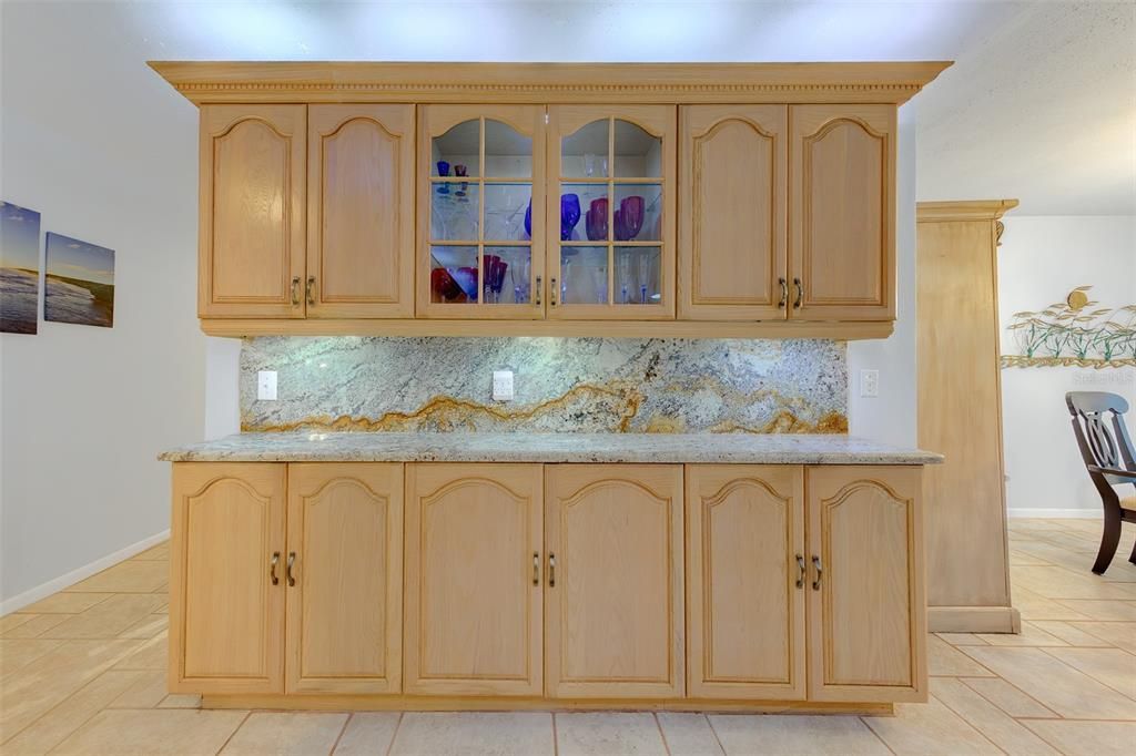 На продажу: $1,100,000 (4 спален, 3 ванн, 2286 Квадратных фут)
