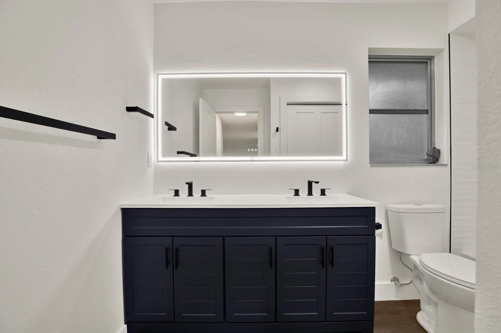 En Venta: $549,000 (3 camas, 2 baños, 1622 Pies cuadrados)
