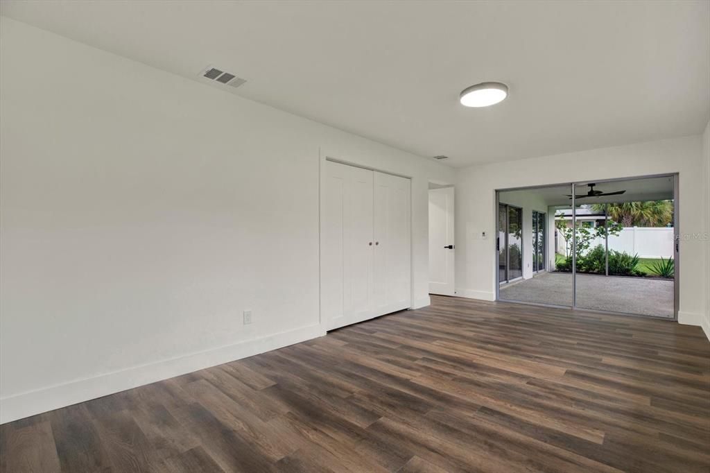 En Venta: $549,000 (3 camas, 2 baños, 1622 Pies cuadrados)