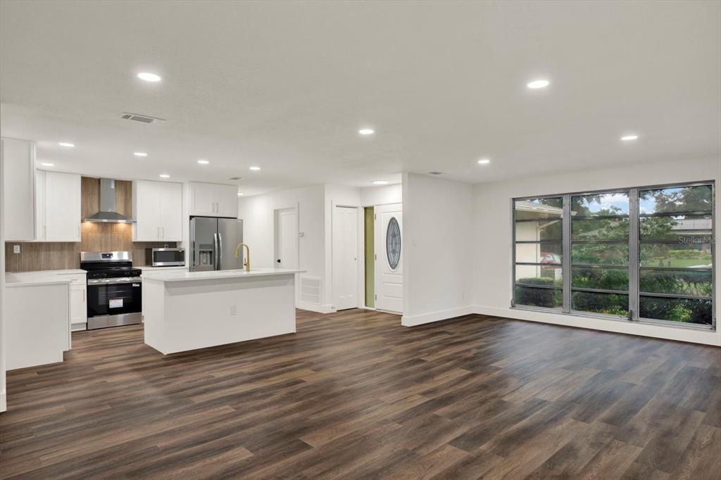 En Venta: $549,000 (3 camas, 2 baños, 1622 Pies cuadrados)