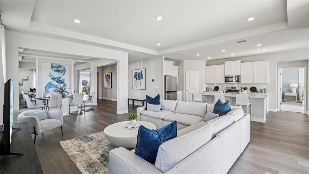 For Sale: $425,000 (4 beds, 3 baths, 2836 Square Feet)