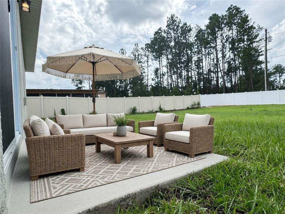 В аренду: $1,995 (4 спален, 2 ванн, 1696 Квадратных фут)