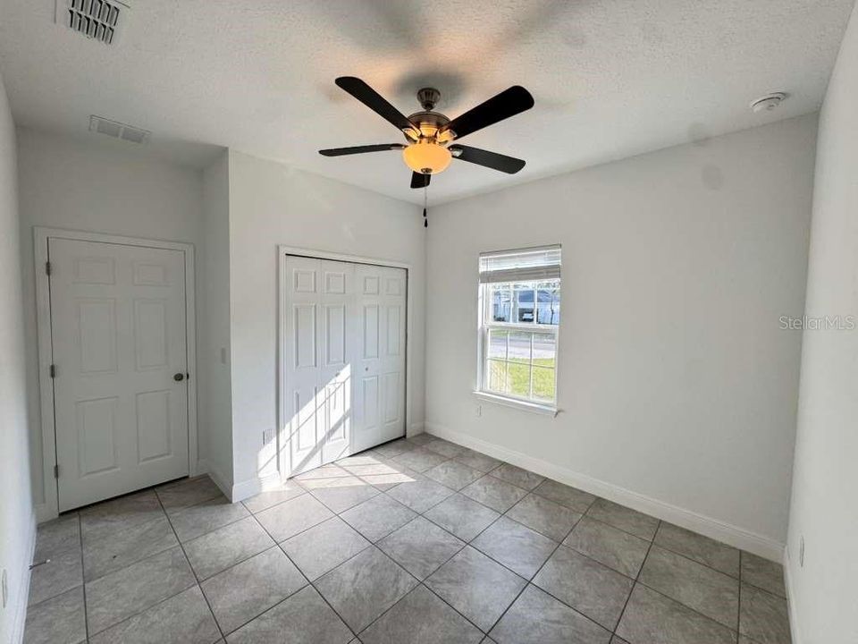 В аренду: $1,995 (4 спален, 2 ванн, 1696 Квадратных фут)