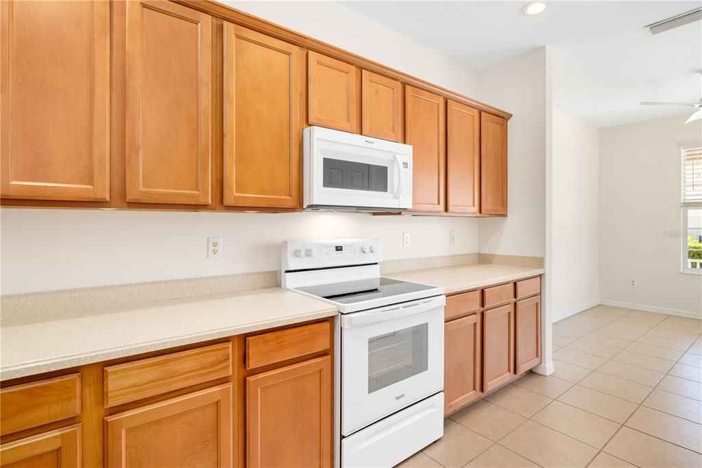En Venta: $347,655 (3 camas, 2 baños, 1617 Pies cuadrados)