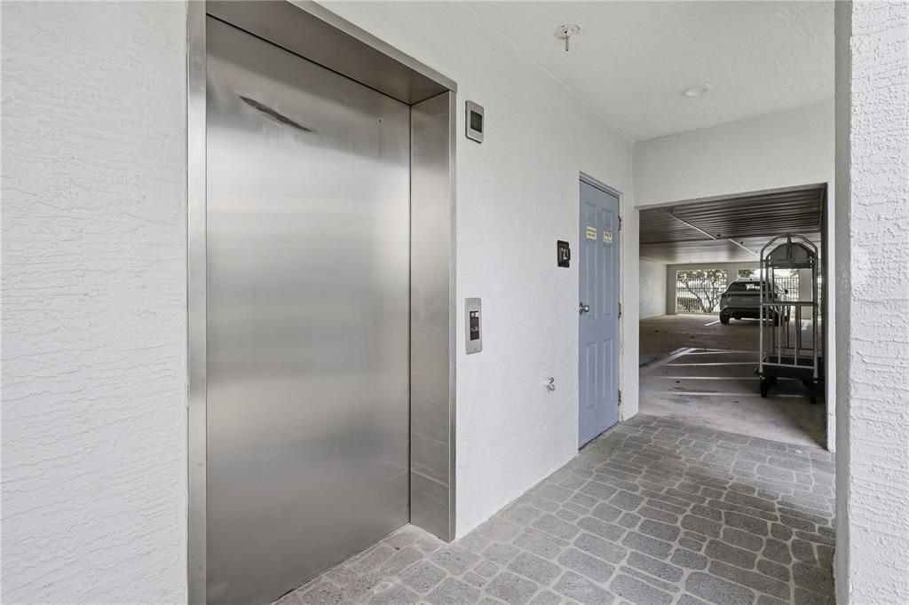 На продажу: $445,000 (3 спален, 2 ванн, 1344 Квадратных фут)