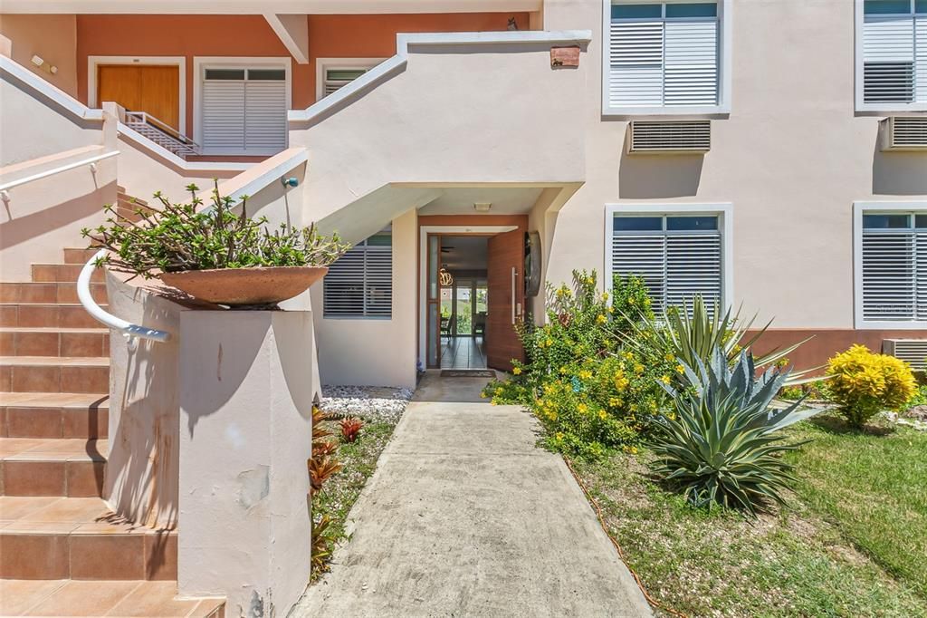 En Venta: $435,000 (3 camas, 2 baños, 1552 Pies cuadrados)