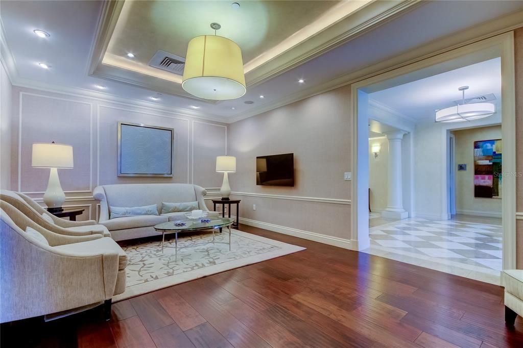 En Venta: $599,900 (2 camas, 2 baños, 1472 Pies cuadrados)
