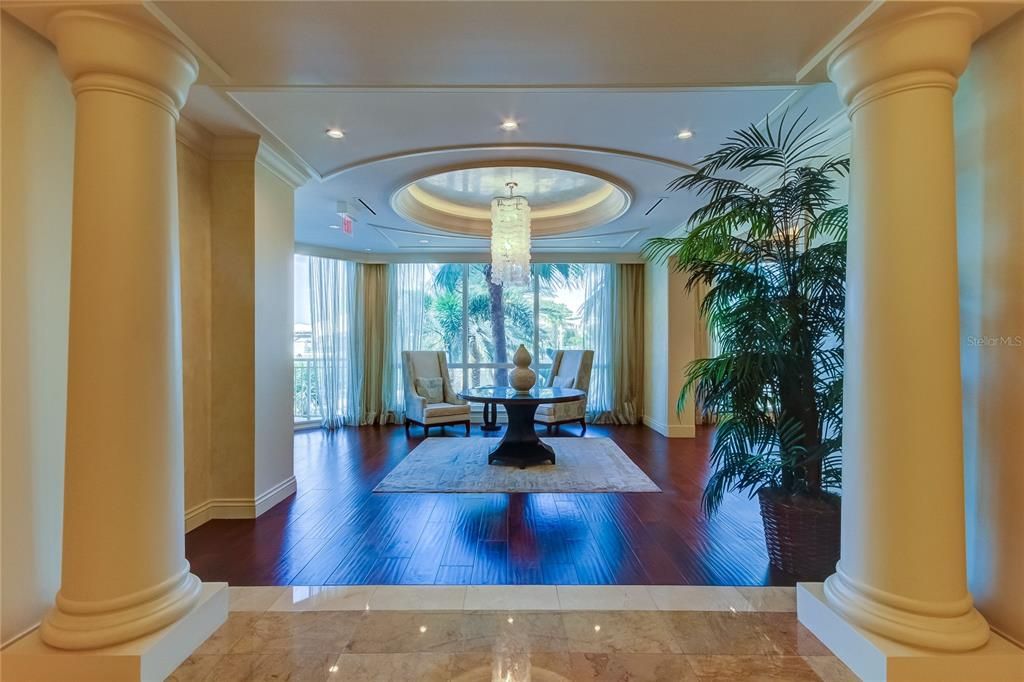 En Venta: $599,900 (2 camas, 2 baños, 1472 Pies cuadrados)