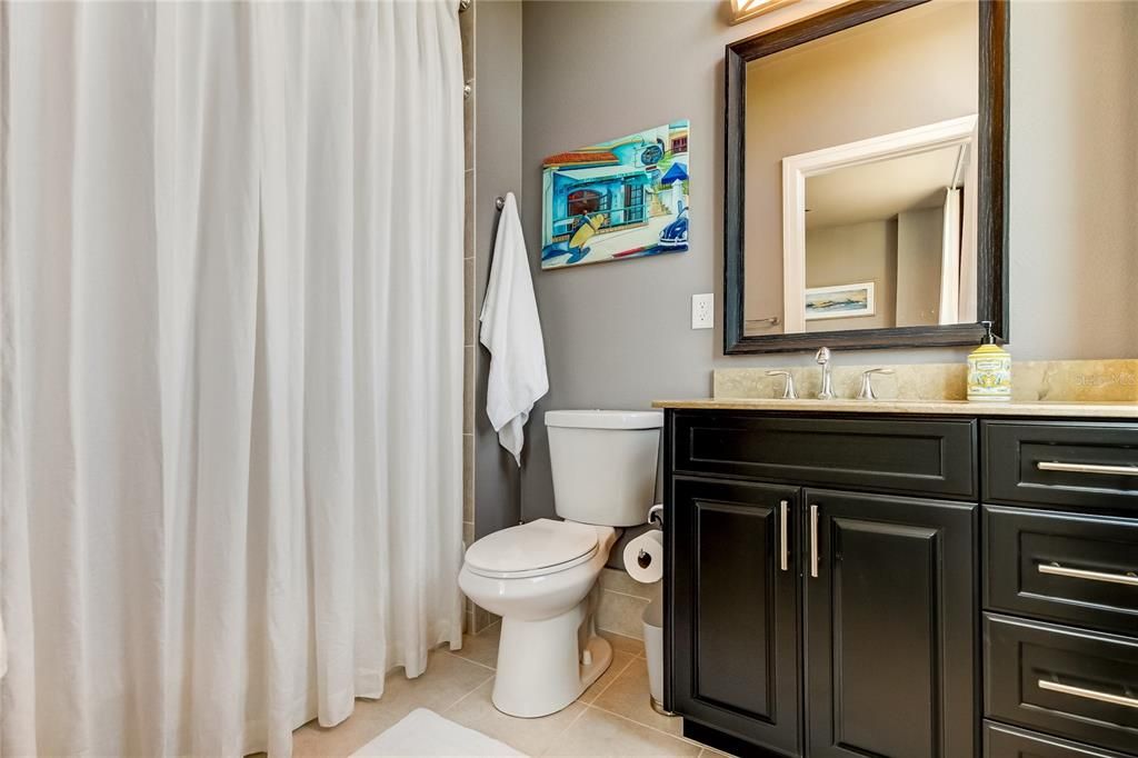 En Venta: $599,900 (2 camas, 2 baños, 1472 Pies cuadrados)