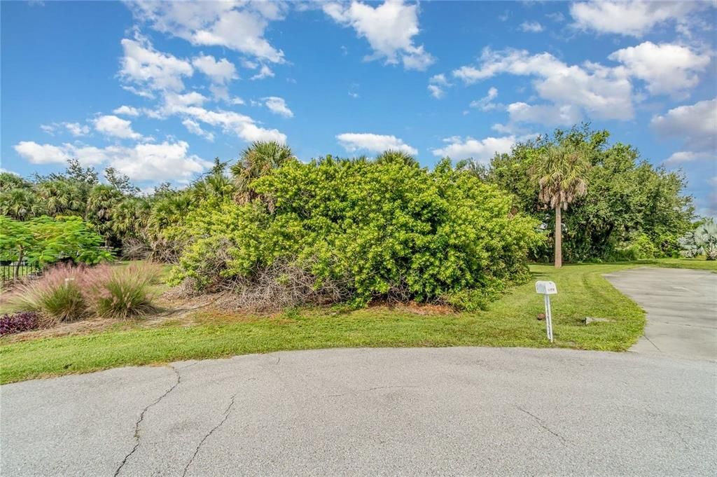 For Sale: $35,900 (0.39 acres)