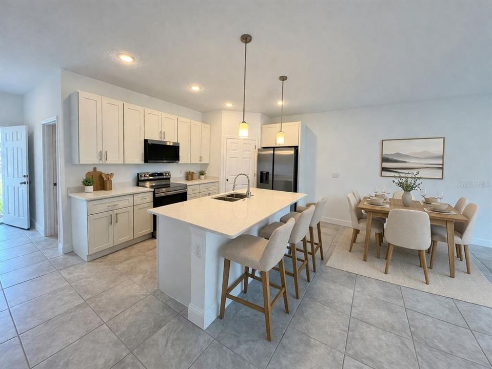 For Rent: $1,995 (4 beds, 2 baths, 1696 Square Feet)